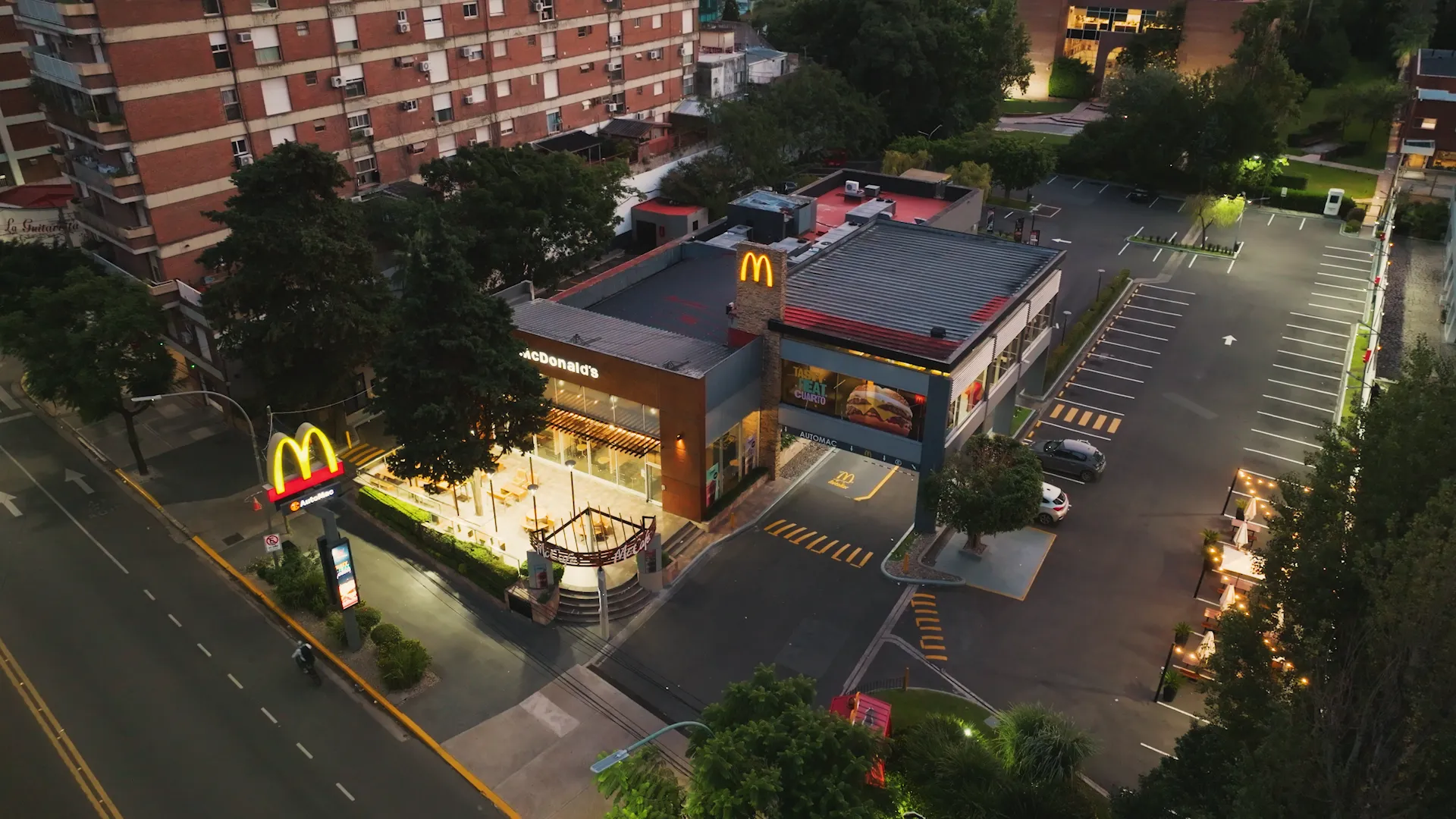 Arcos Dorados abre un portal para recibir propuestas de terrenos para nuevos restaurantes McDonald’s