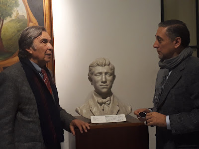 Nos dejó harto consuelo su memoria...